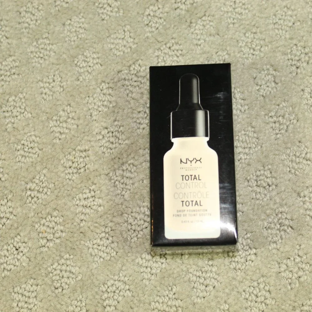 NYX Professional Makeup Total Control Drop Foundation 0.43oz./13ml NEW